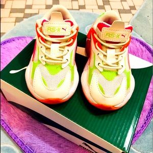 Toddler puma sneakers